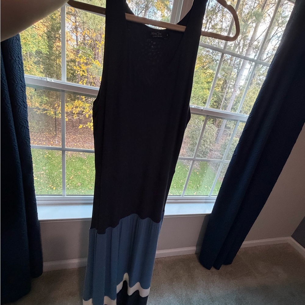 Dress - Picture 6 of 16